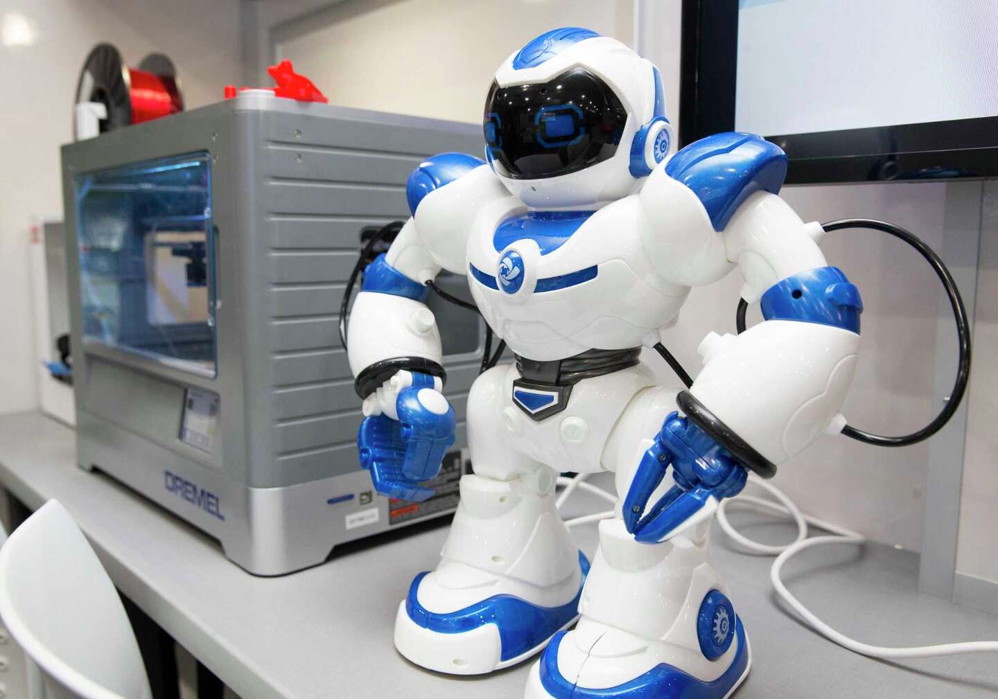 Houston Public Library launches a mobile technology lab