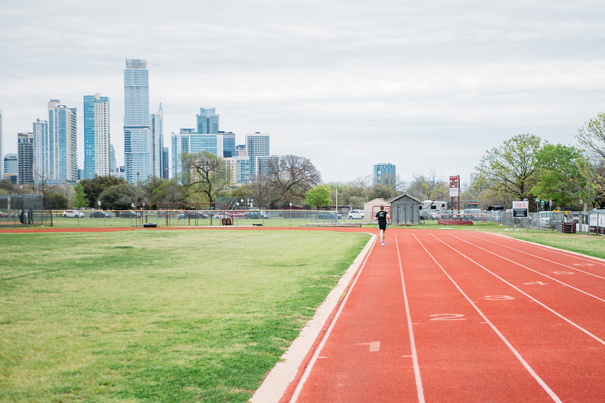 10 Important Rules to Keep in Mind When Running at Your Local Track - Vimarsana News