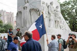 Texas agency delays Cenotaph move