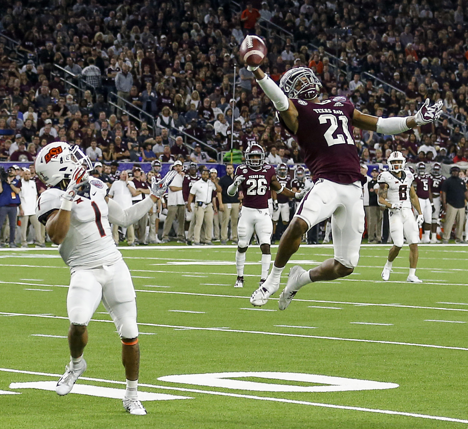 Kellen Mond leads Texas A&M past Oklahoma State in Texas Bowl