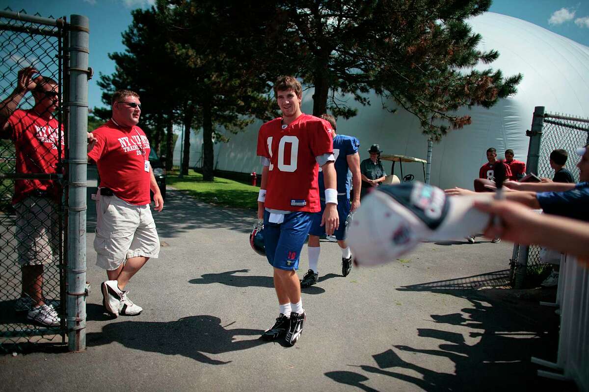 Eli Manning looks to uncertain future after likely New York Giants