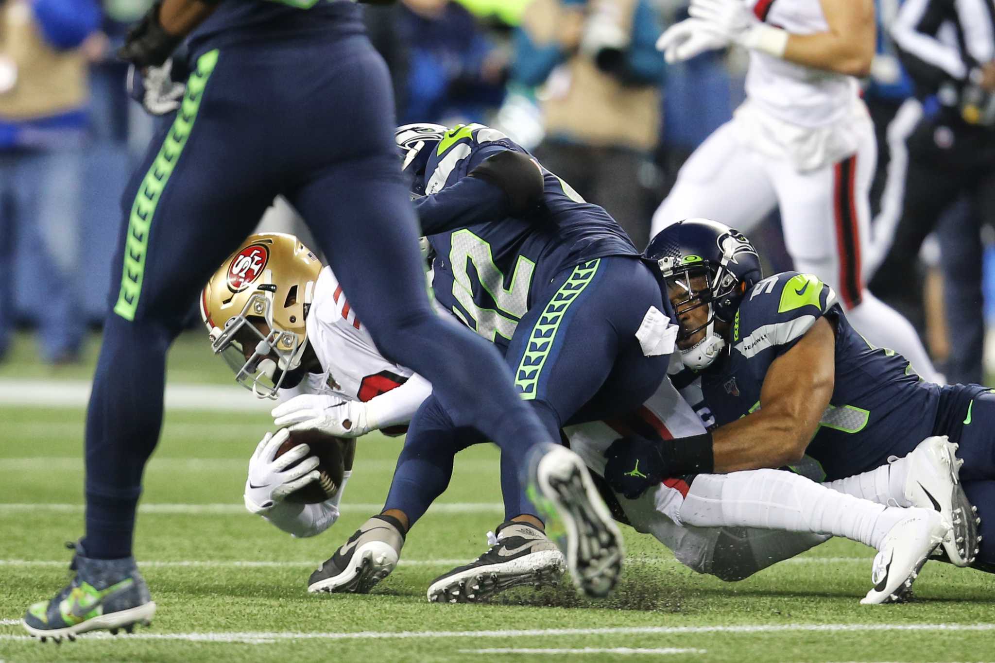 How to Stream Seattle Seahawks Games Live with a VPN - EarthWeb