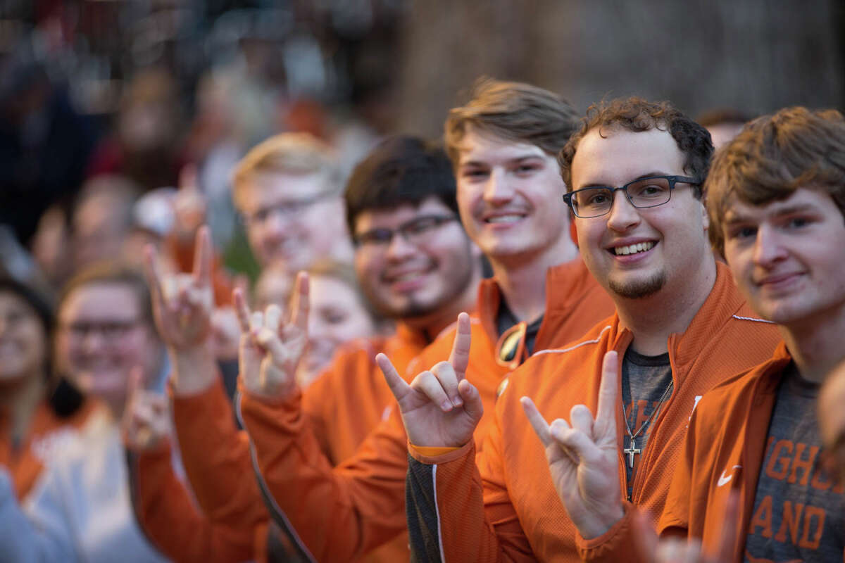 UT and Utah fans cheered on their teams at Rudy's Pep Rally in downtown San Antonio on Sunday, Dec. 29, 2019 ahead of Tuesday's Alamo Bowl.