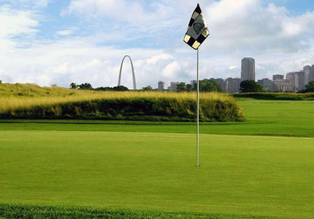The 220-acre Gateway National Golf Links is adjacent to the World Wide Technology Raceway in Madison, and the course is adjacent to the raceway. The course features views of the St. Louis city skyline and bentgrass fairways, the only course in the St. Louis area with such fairways. 