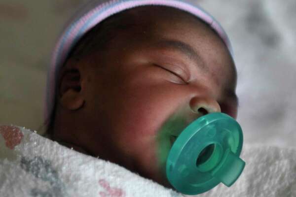 baby born on mother's birthday