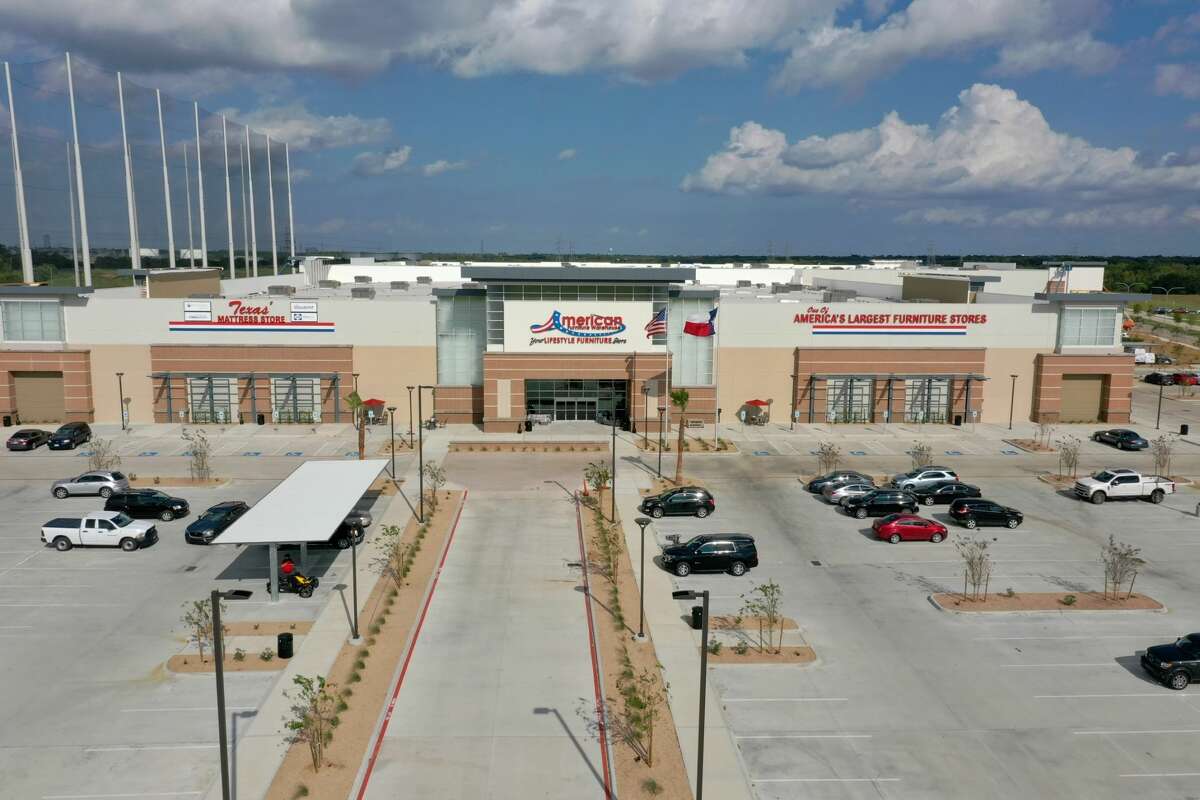 American Furniture Warehouse buys land for Conroe store