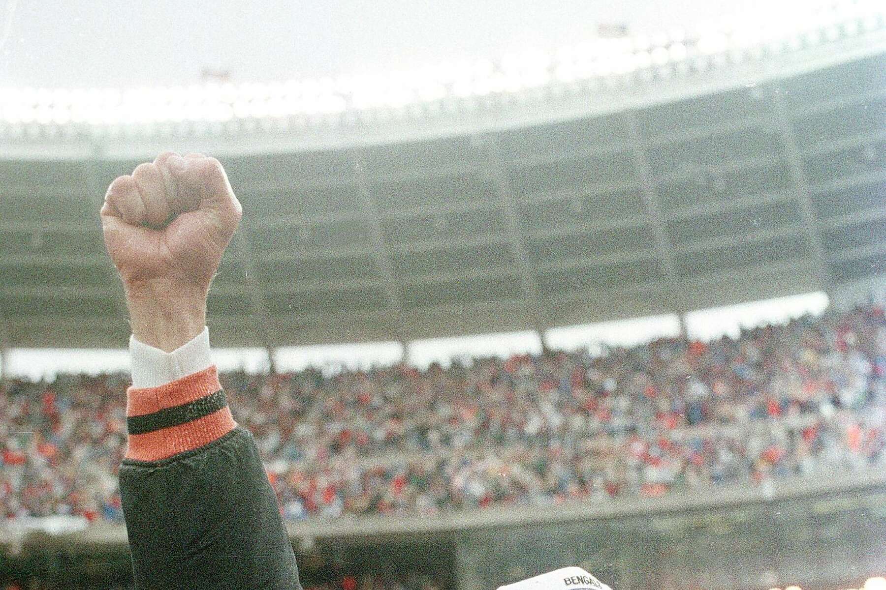 Sam Wyche, coach who led Bengals to Super Bowl, dies at 74 - Los Angeles  Times