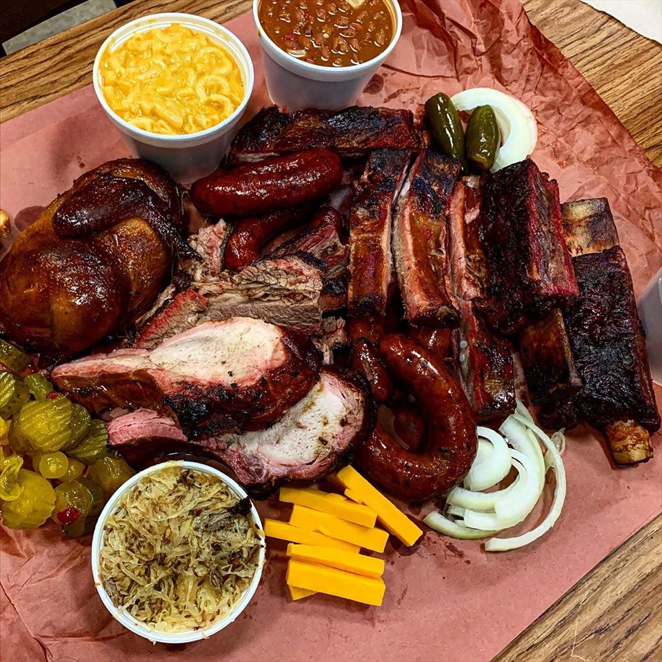 The 25 Best Places For BBQ In Texas, According To Big 7 Travel