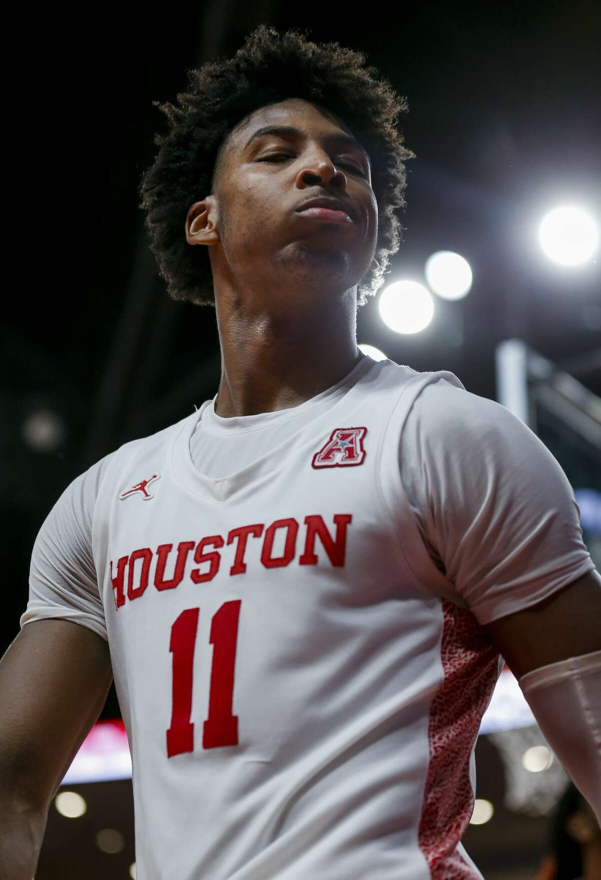 Nate Hinton leads UH past UCF