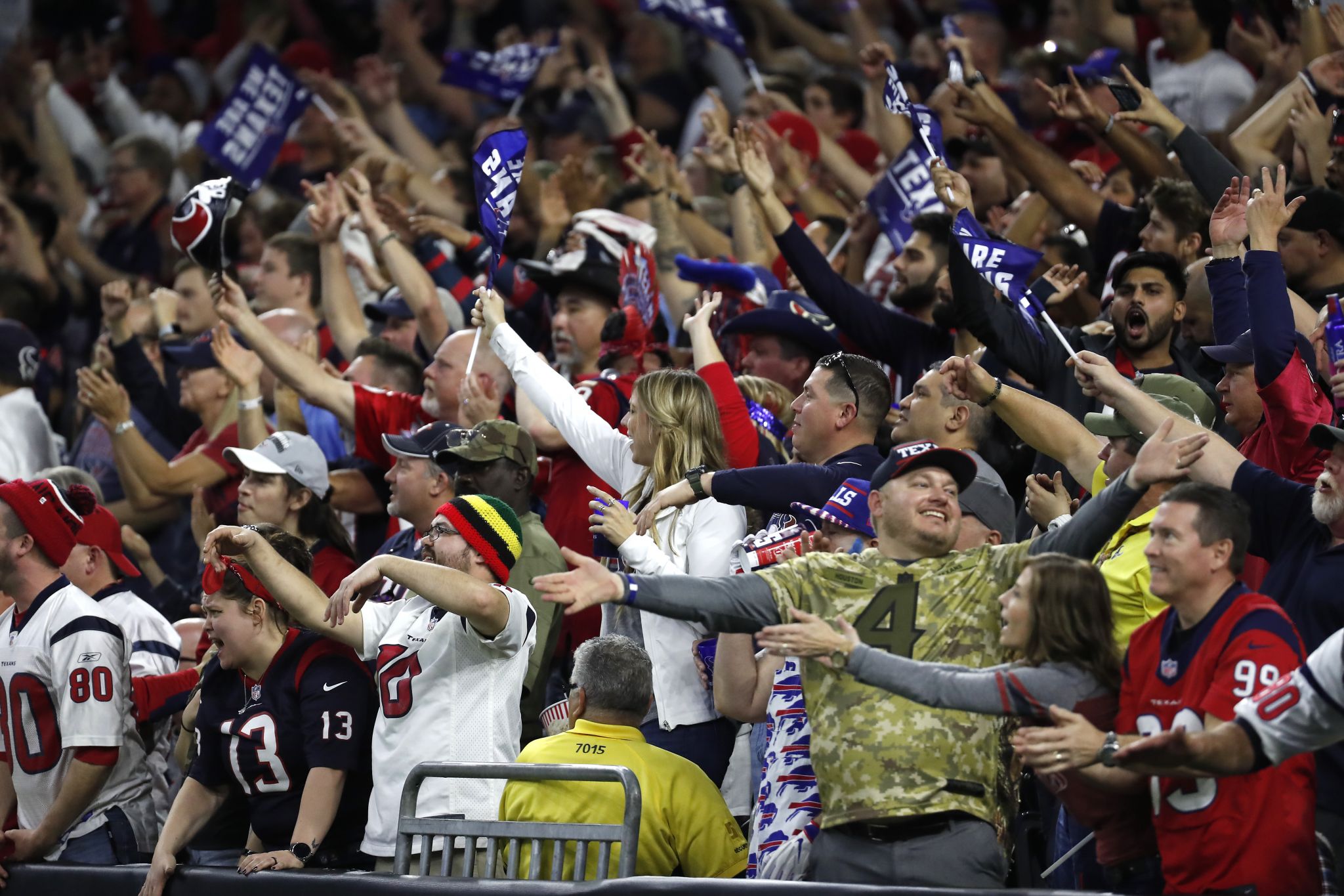 Texans Fans Among The Biggest Drinkers At NFL Games