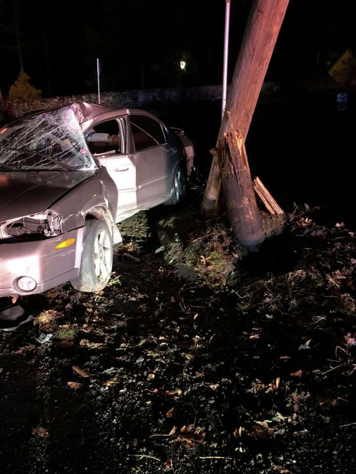 One injured in Easton crash