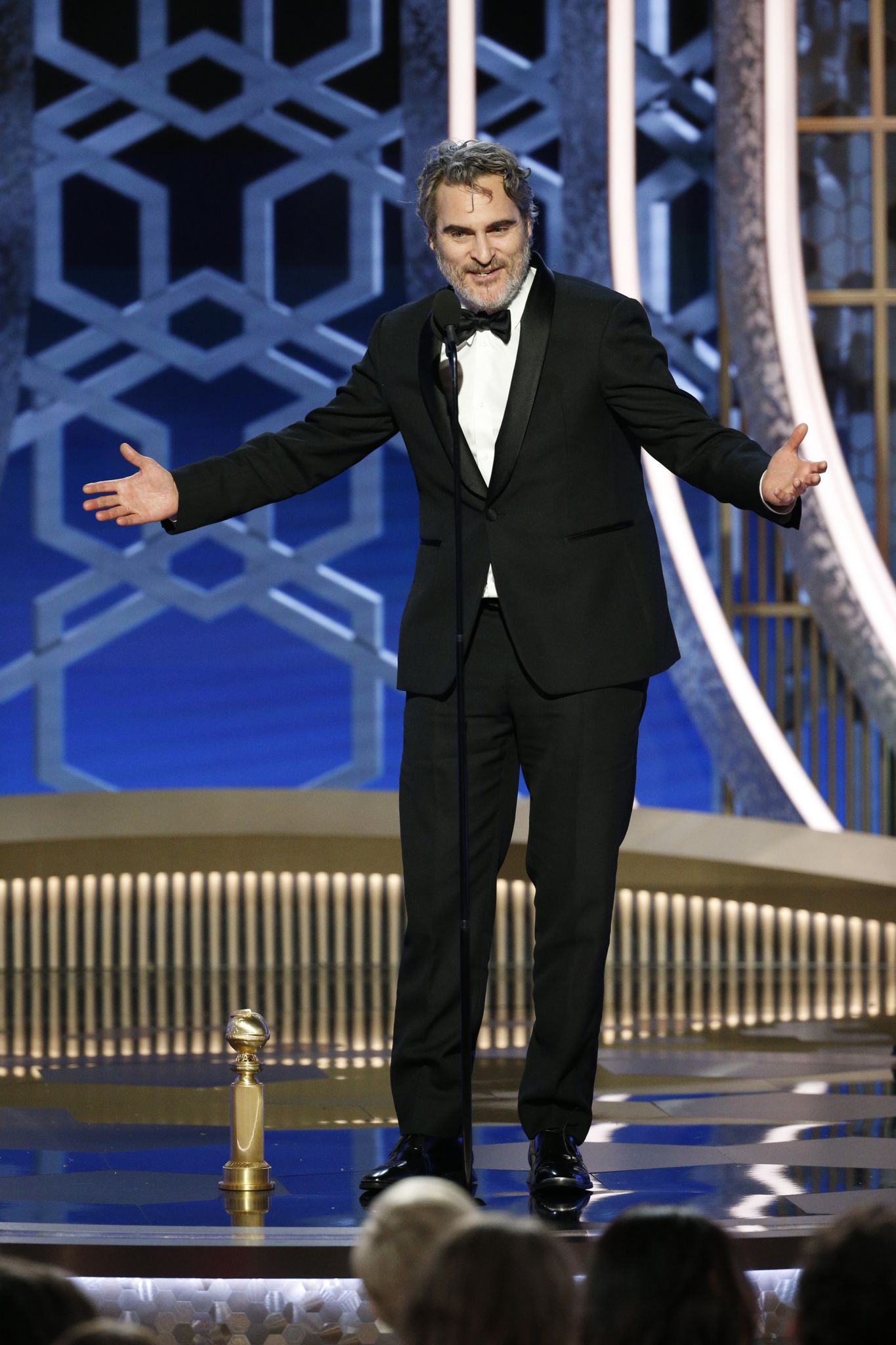 2020 Golden Globes Here S What Joaquin Phoenix Said In His Bleeped Acceptance Speech For Joker