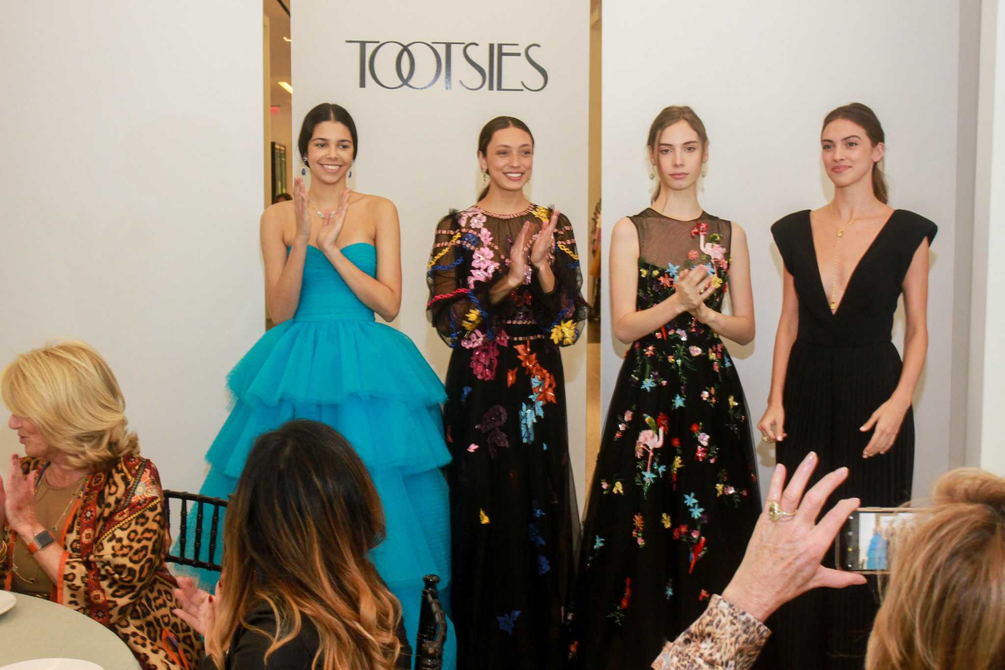 Socials Say Yes To A Monique Lhuillier Evening Dress
