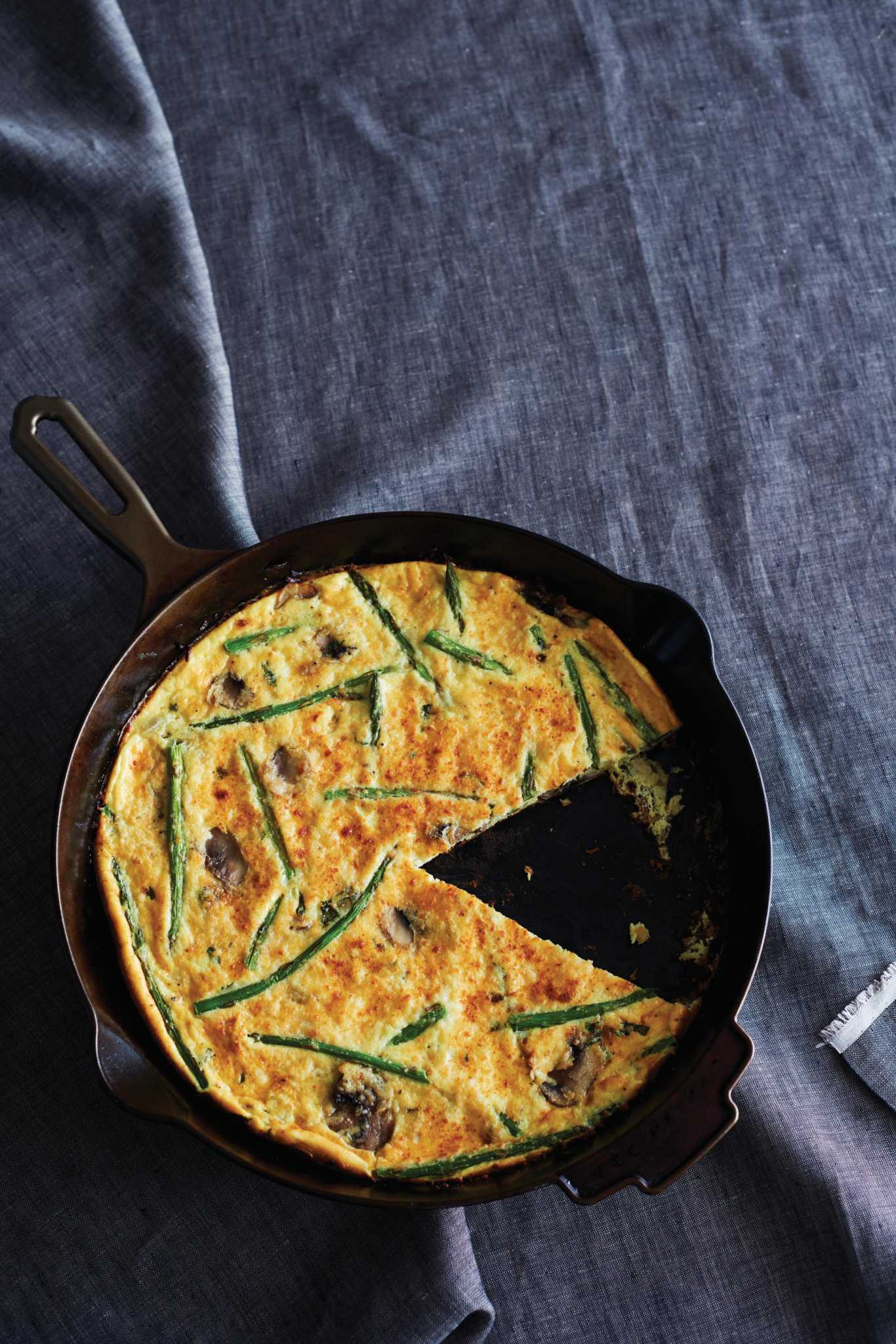 Castiron skillet recipe Fresh Asparagus Frittata