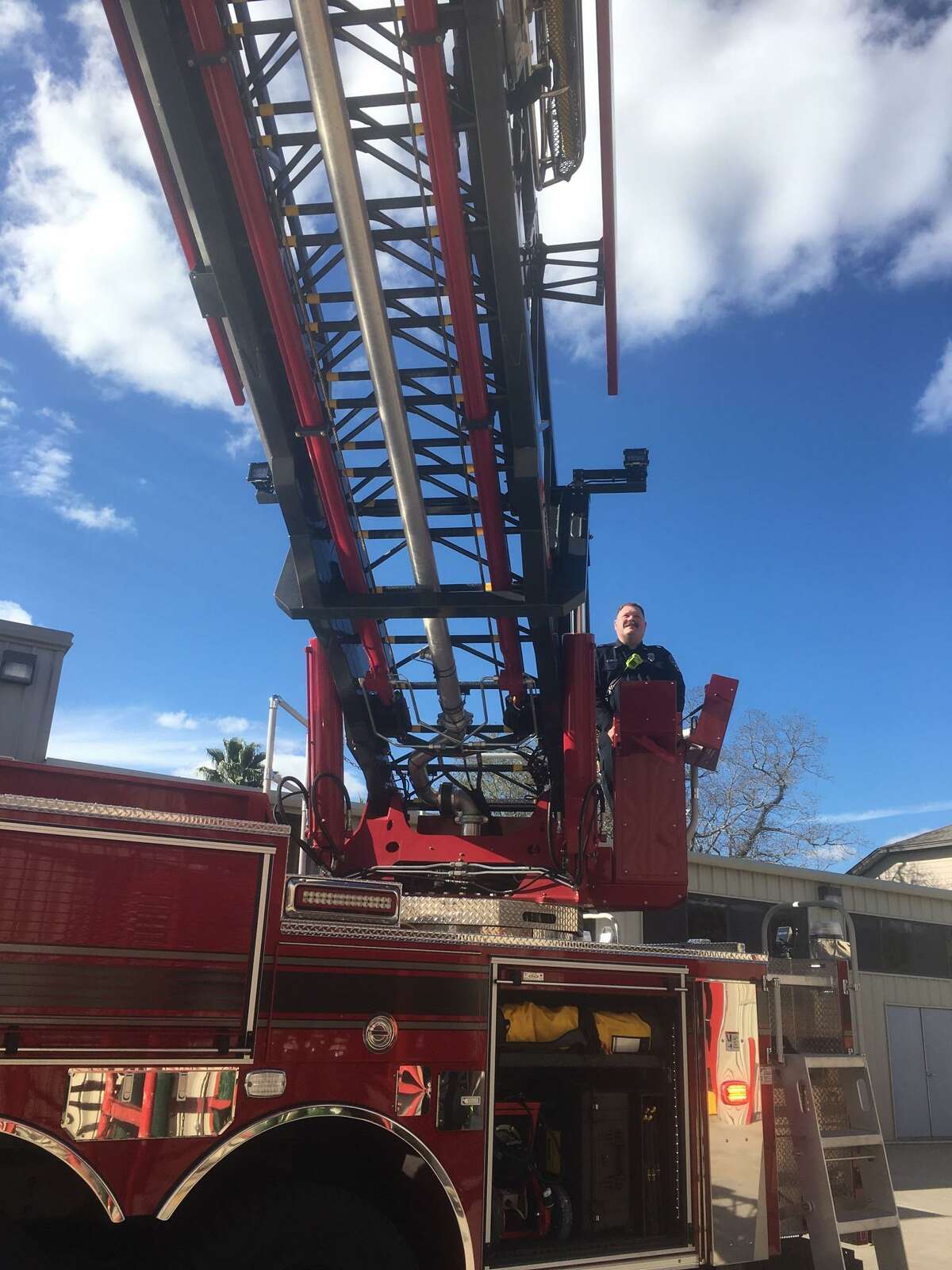 Katy FD Adds New Aerial Ladder Truck