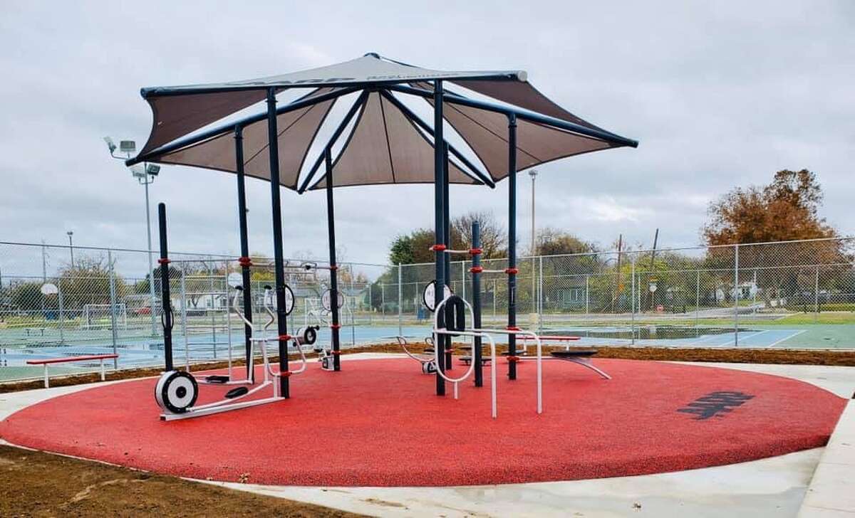 Get in shape for the New Year with new San Antonio outdoor fitness station