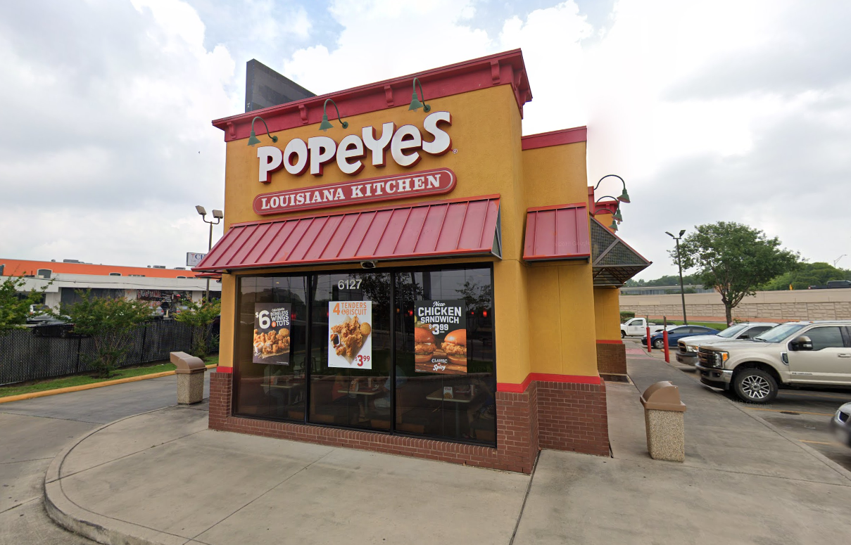 Popeyes, Whataburger among new Texas restaurants expanding