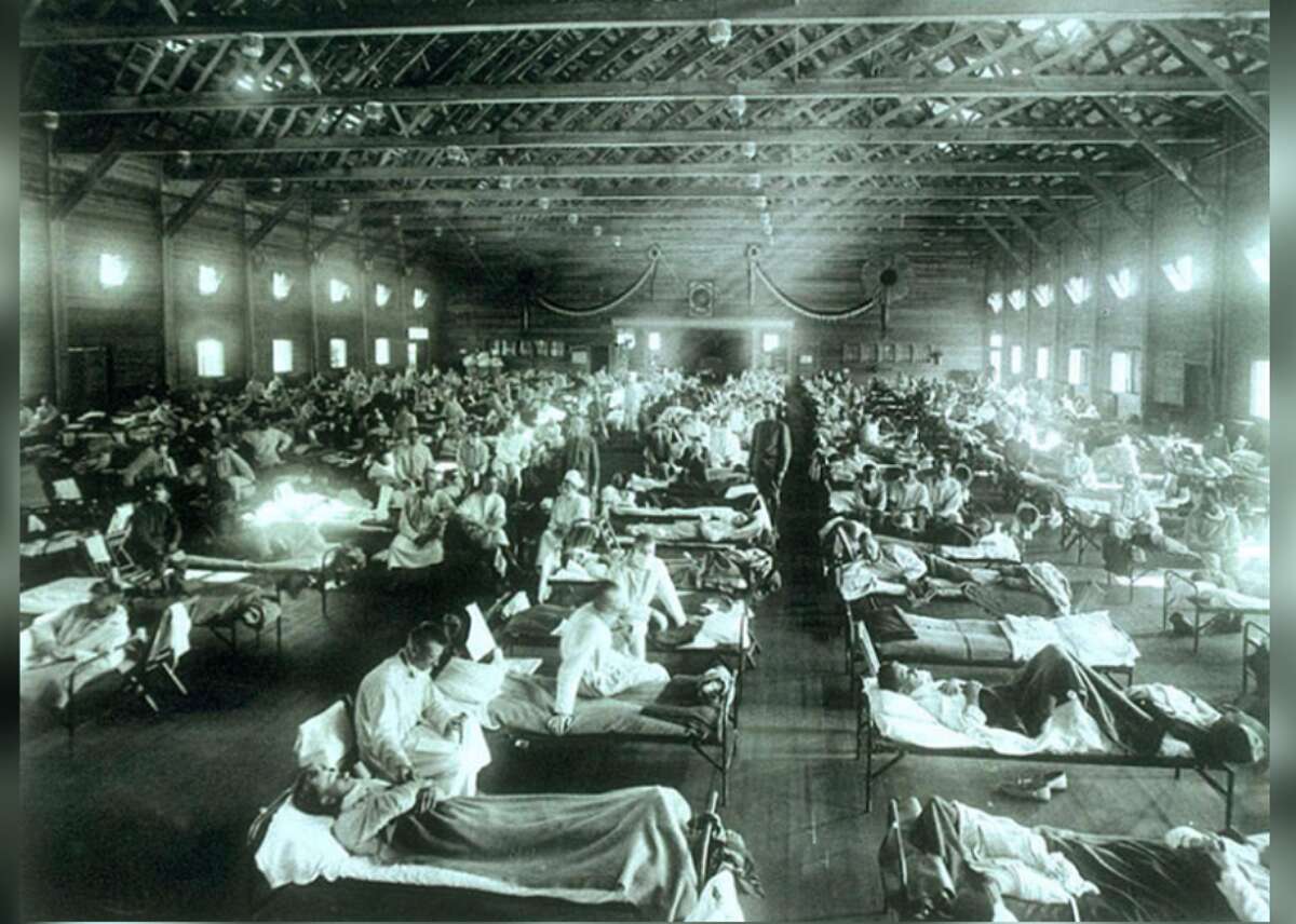 SPANISH FLU (1918-20) Death count - Up to 100 million The world's first H1N1 pandemic occurred at the end of the World War I, infecting over a quarter of the world's population and resulting in as many as 100 million deaths. The death toll was unusually high due to a population already malnourished from the war, increasing susceptibility. It was arguably the deadliest epidemic in human history, vying with the Black Plague of the 14th century for this inglorious title.