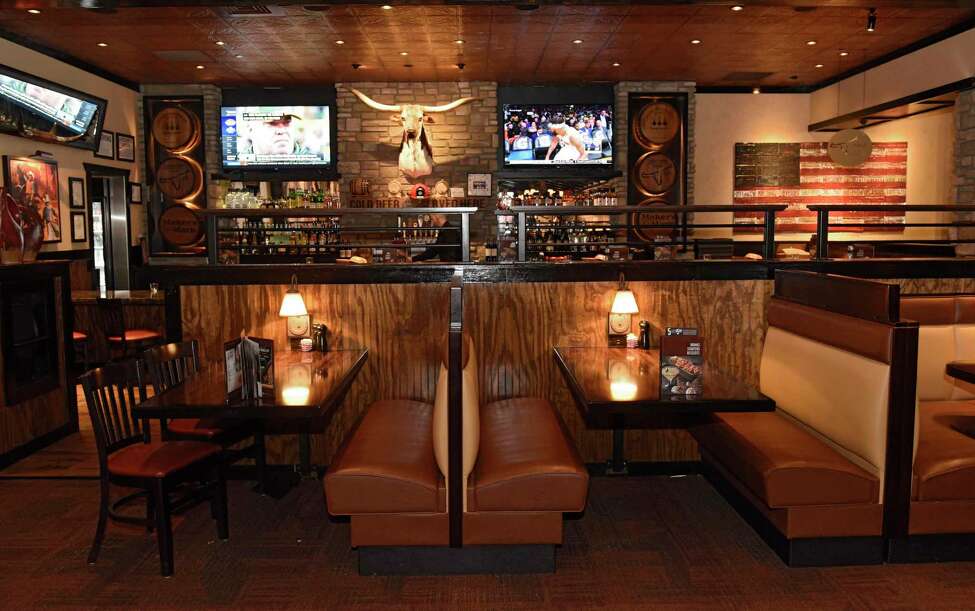 Restaurant review LongHorn Steakhouse in Colonie