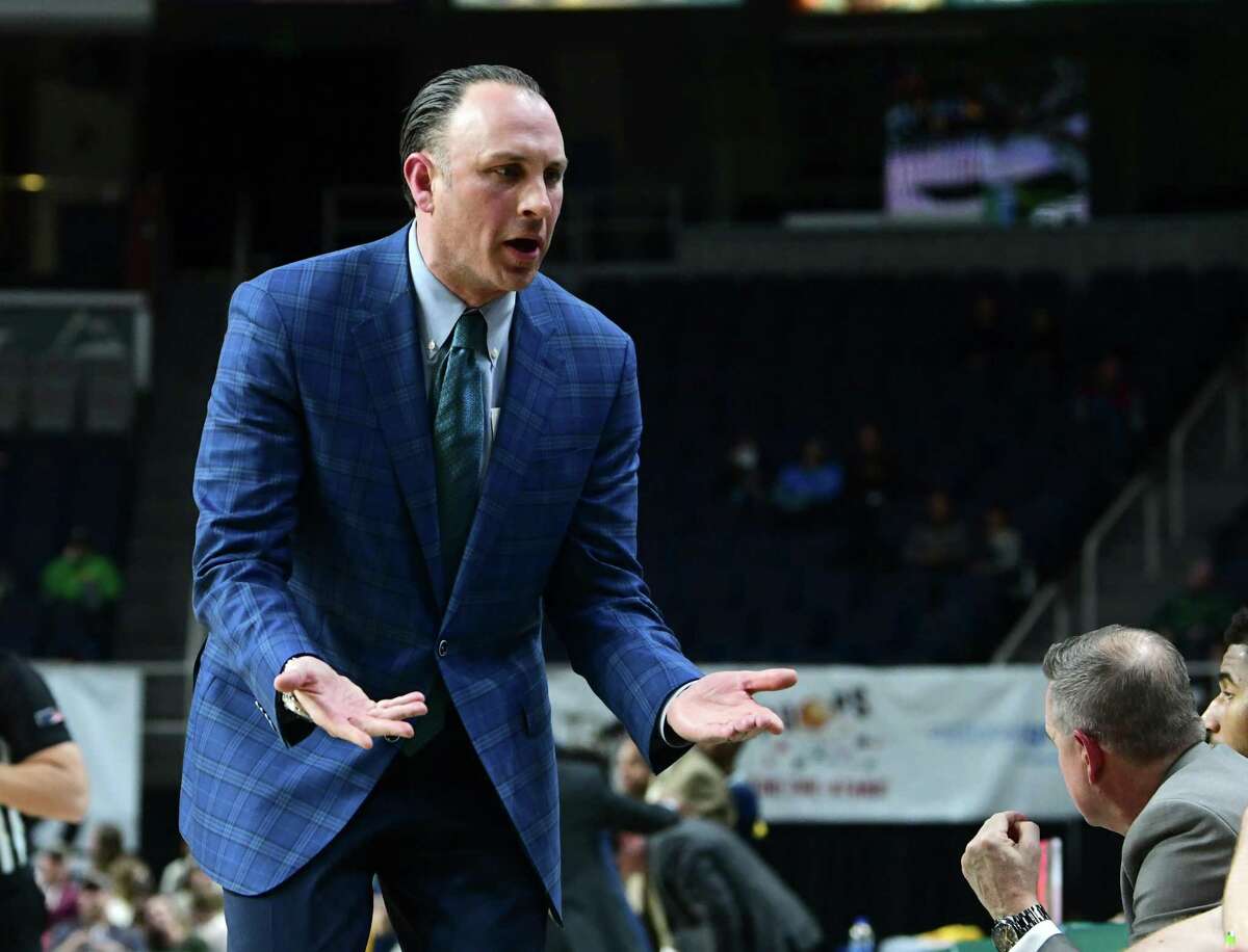 Siena head coach Carmen Maciariello communicates to his players during a game against Saint Peter's at the Times Union Center on Thursday, Jan. 9, 2020 in Albany, N.Y. (Lori Van Buren/Times Union)