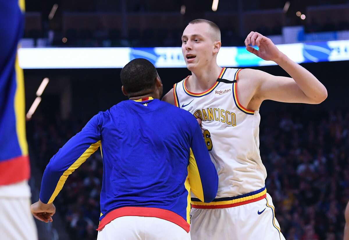How Alen Smailagic’s naivete is fueling his surprising season with Warriors
