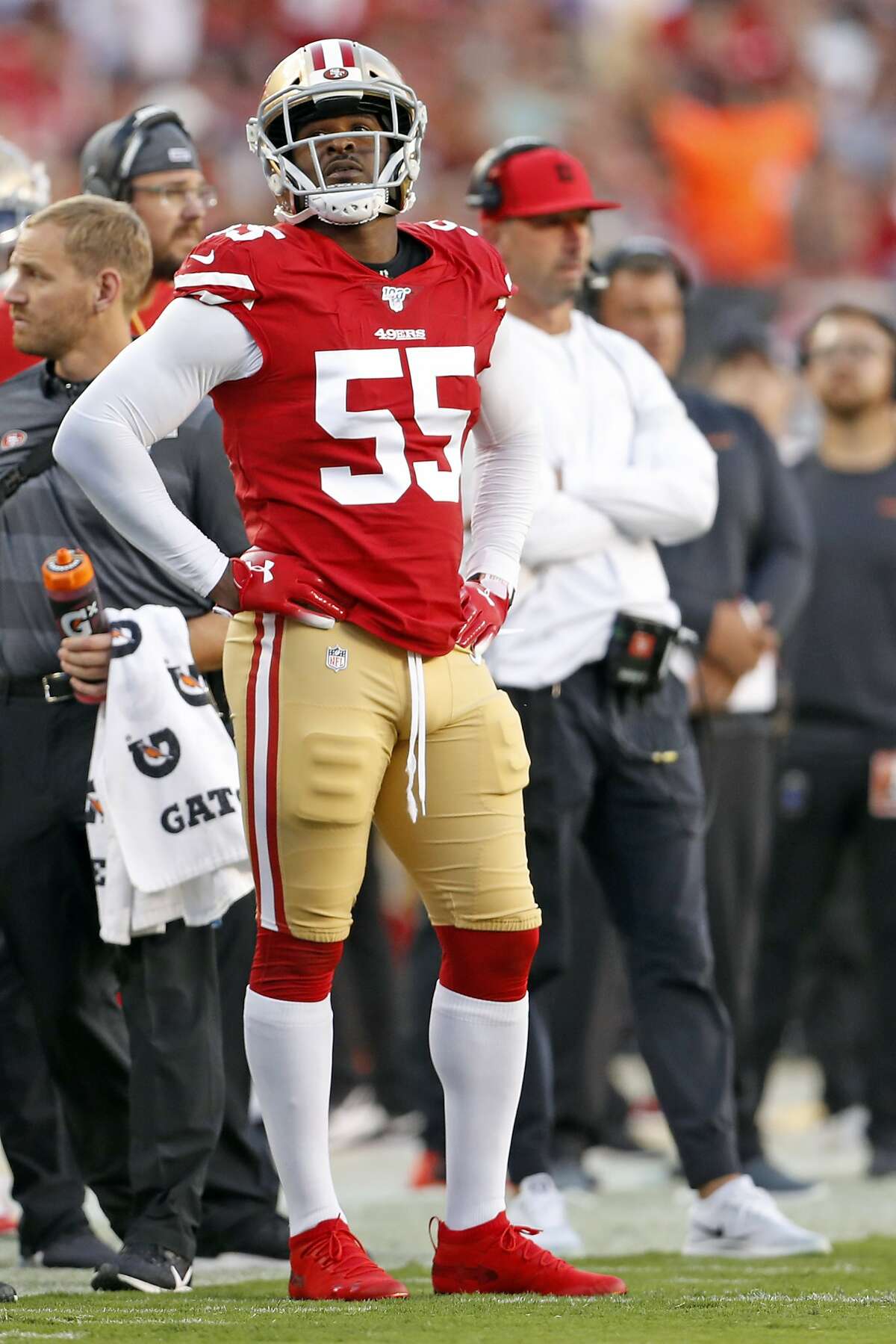 Brandon Aiyuk, Dee Ford leave 49ers practice with injuries