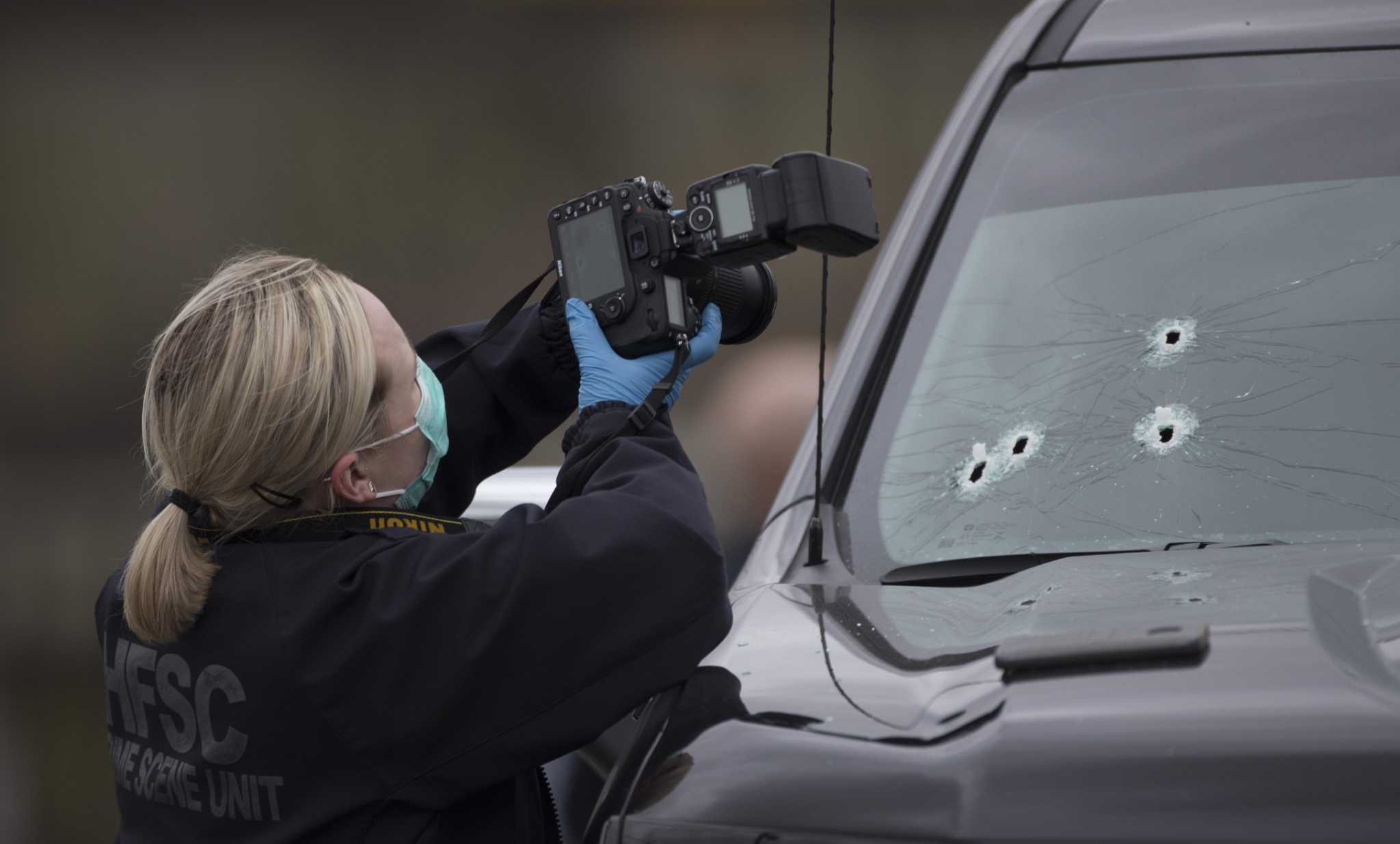 Houston man sues city, undercover cops in January 2020 police shooting - Vimarsana News