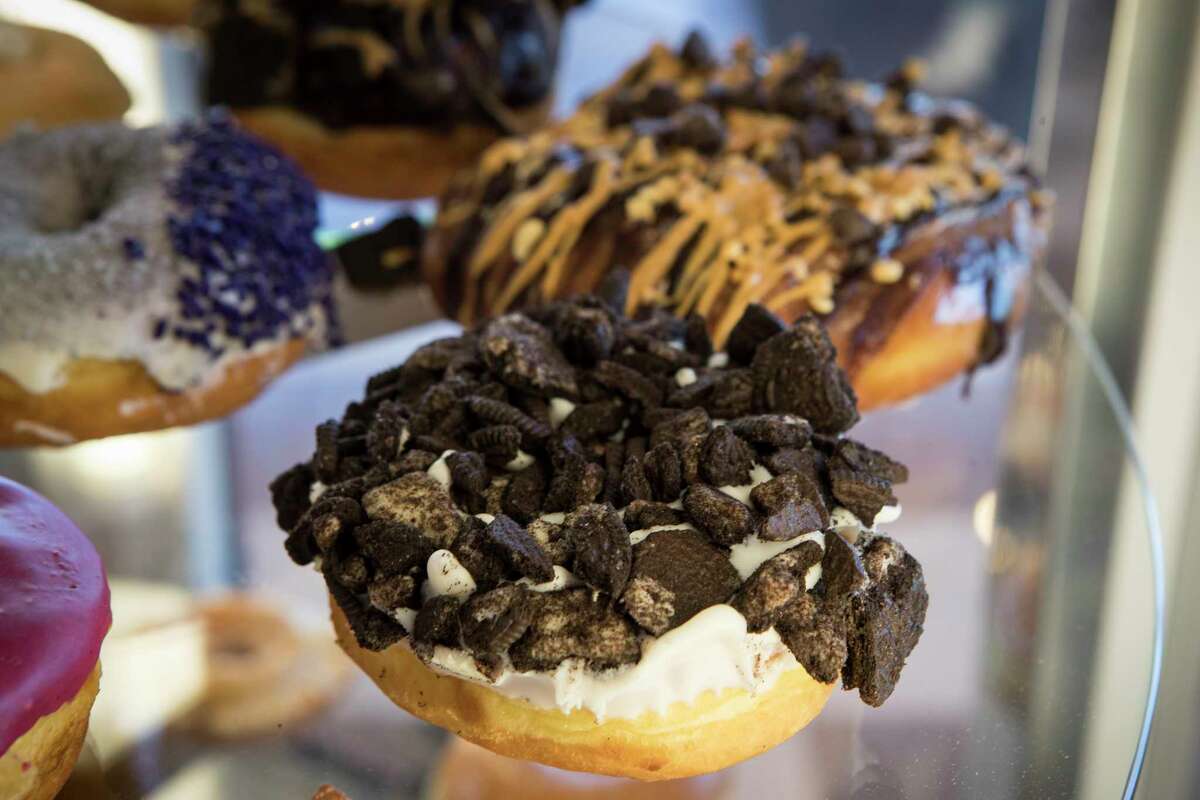 voodoo donuts maple bacon voodoo donuts maple bacon