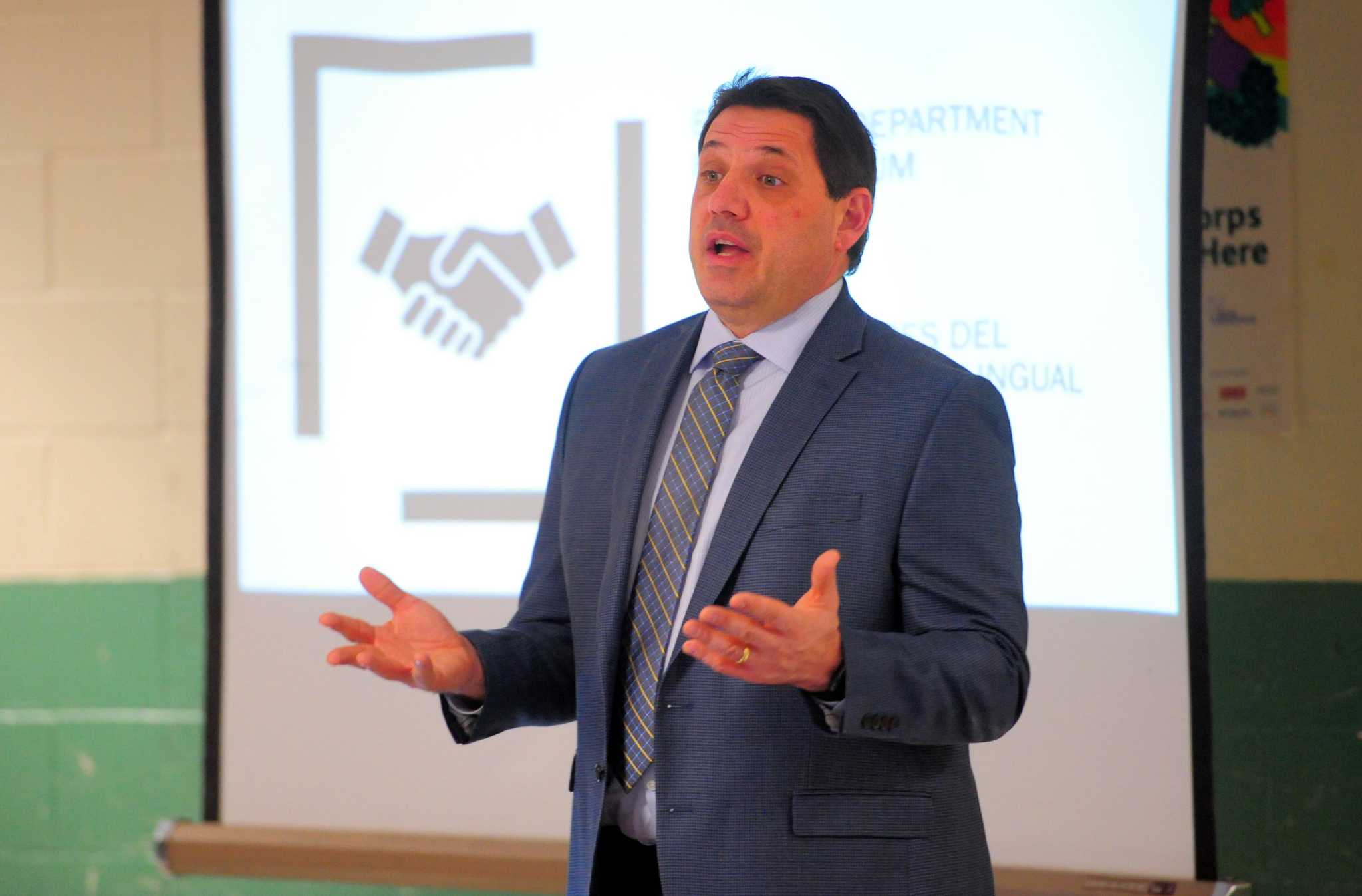 Editorial Too much secrecy on Bridgeport superintendent hiring