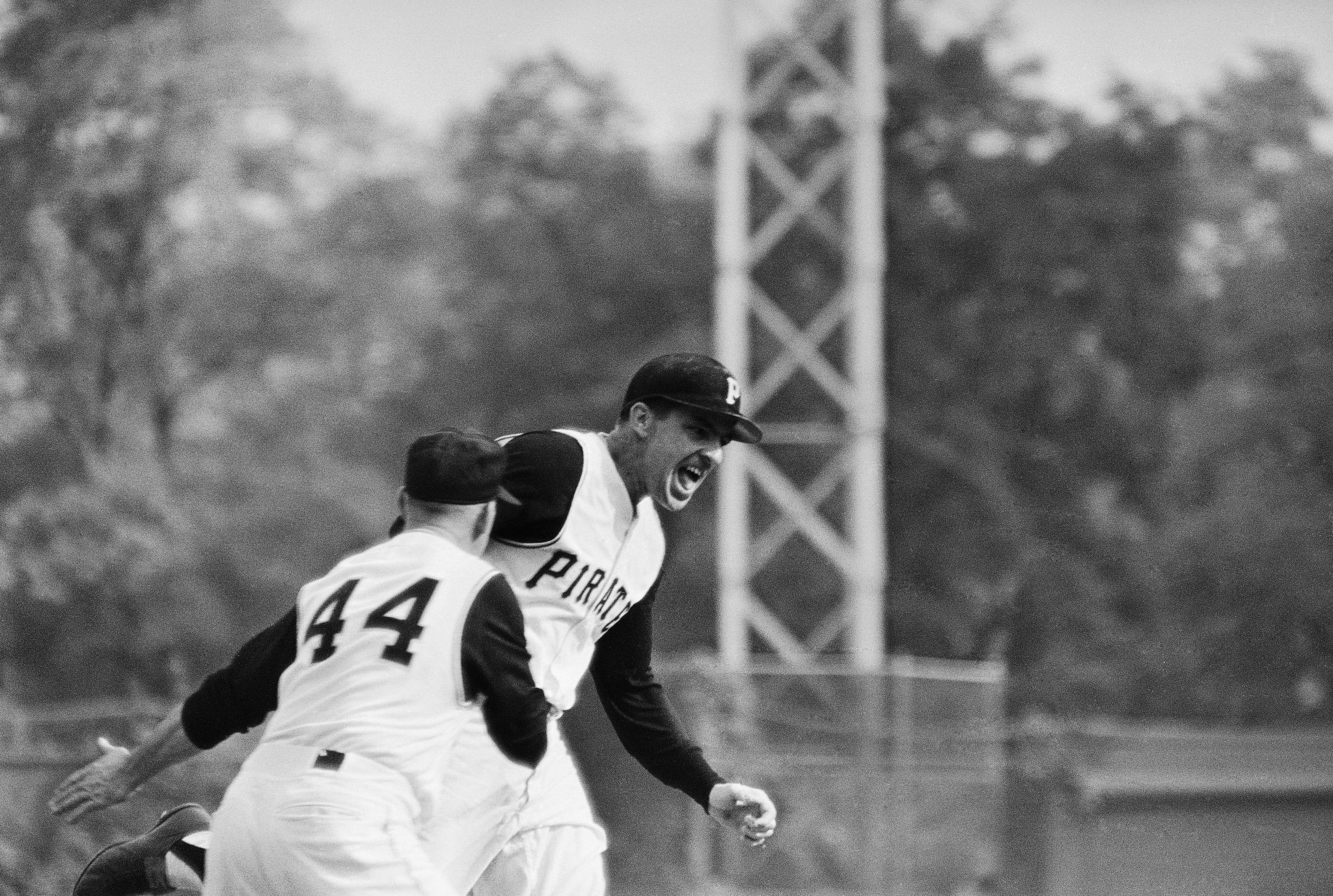 Ex-St. Louis Cardinals catcher Hal Smith dies in Arkansas