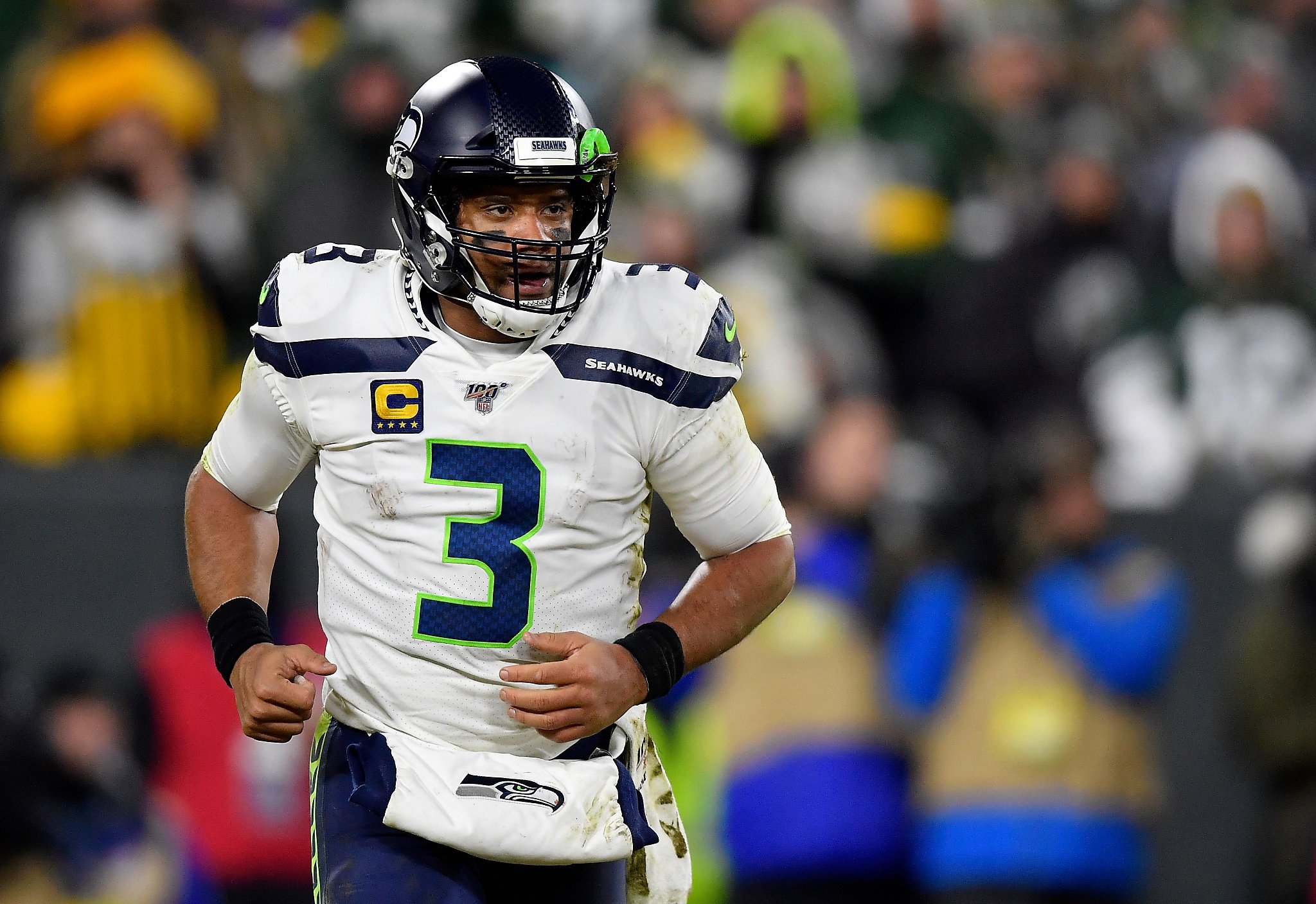 Russell Wilson's Mom Building 'Portable Hospitals' to Fight COVID