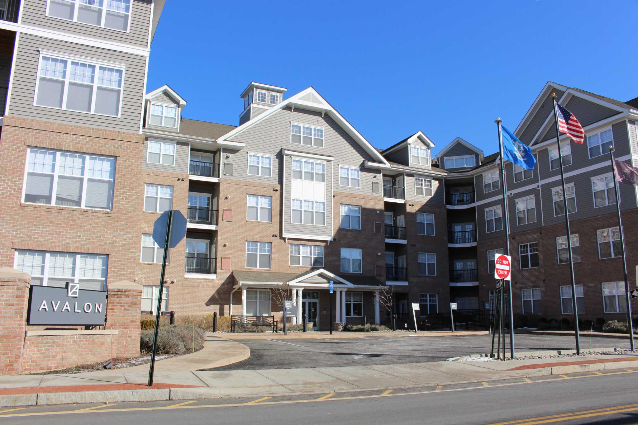 Avalon Shelton apartments sold to Pennsylvania company