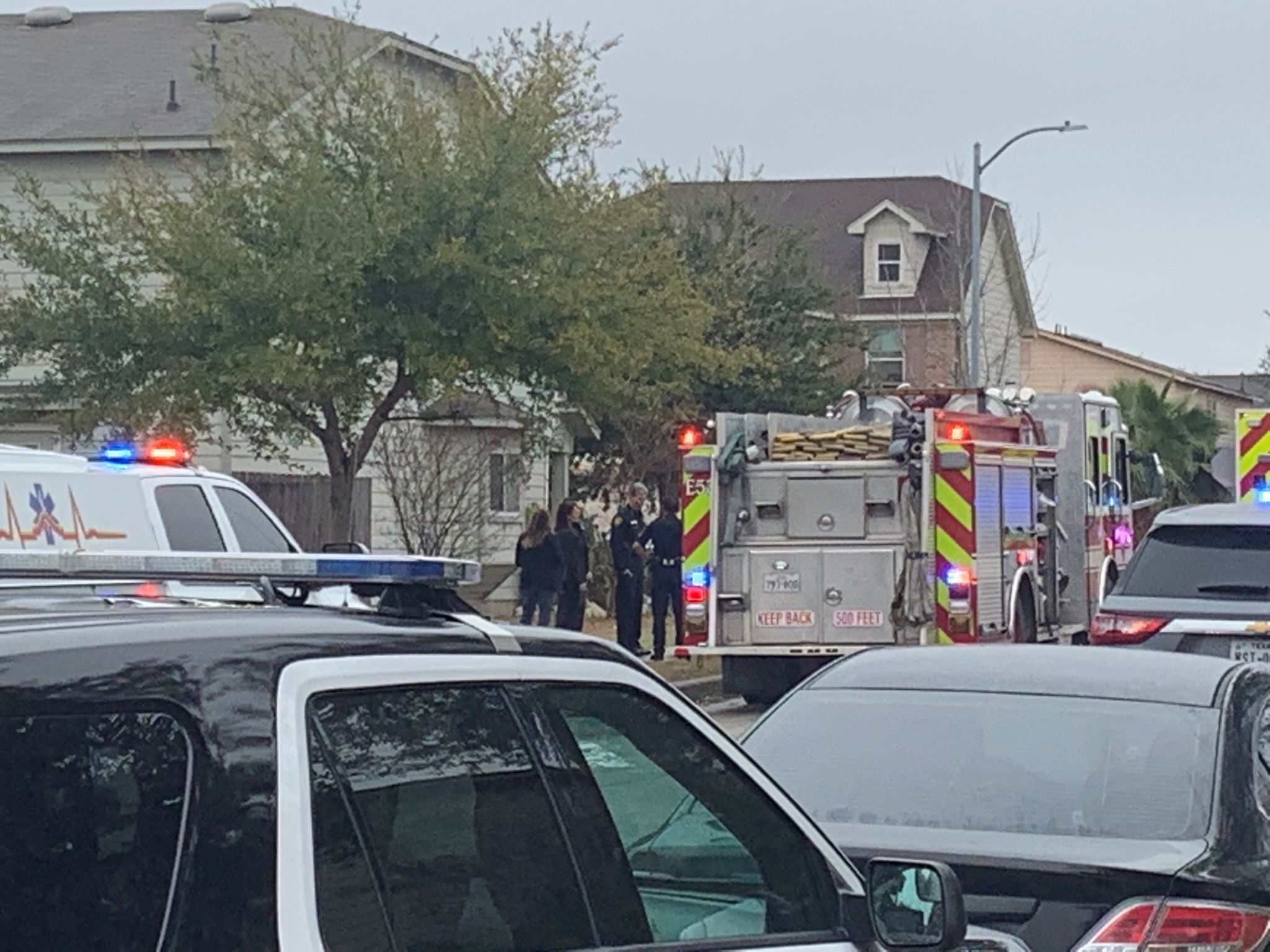 Man killed in police shooting before hours-long Southeast Side standoff ...