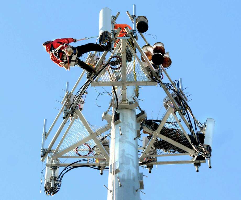 Cell tower field work scheduled in Kent this weekend NewsTimes