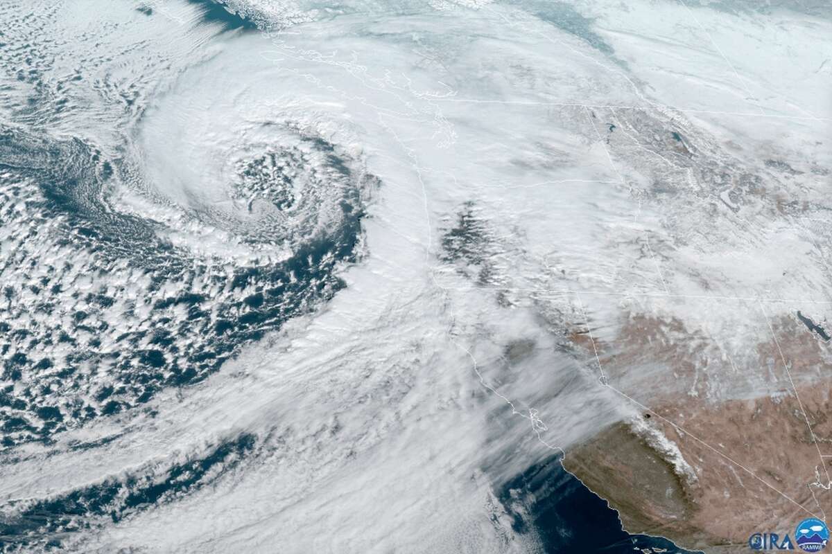 See the potent winter storm approaching Northern California