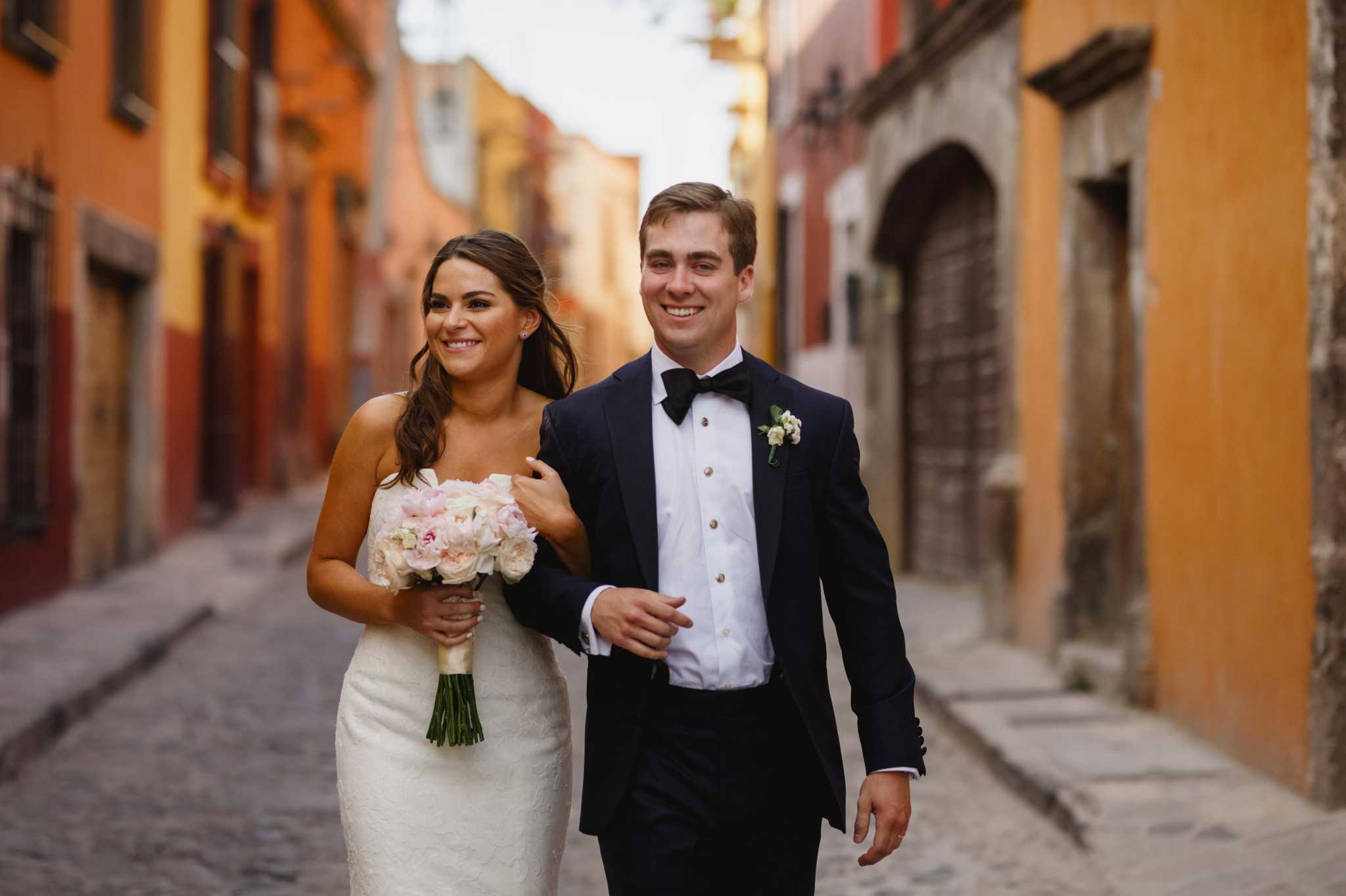 Houston bride wears Astros jersey to her New Orleans wedding