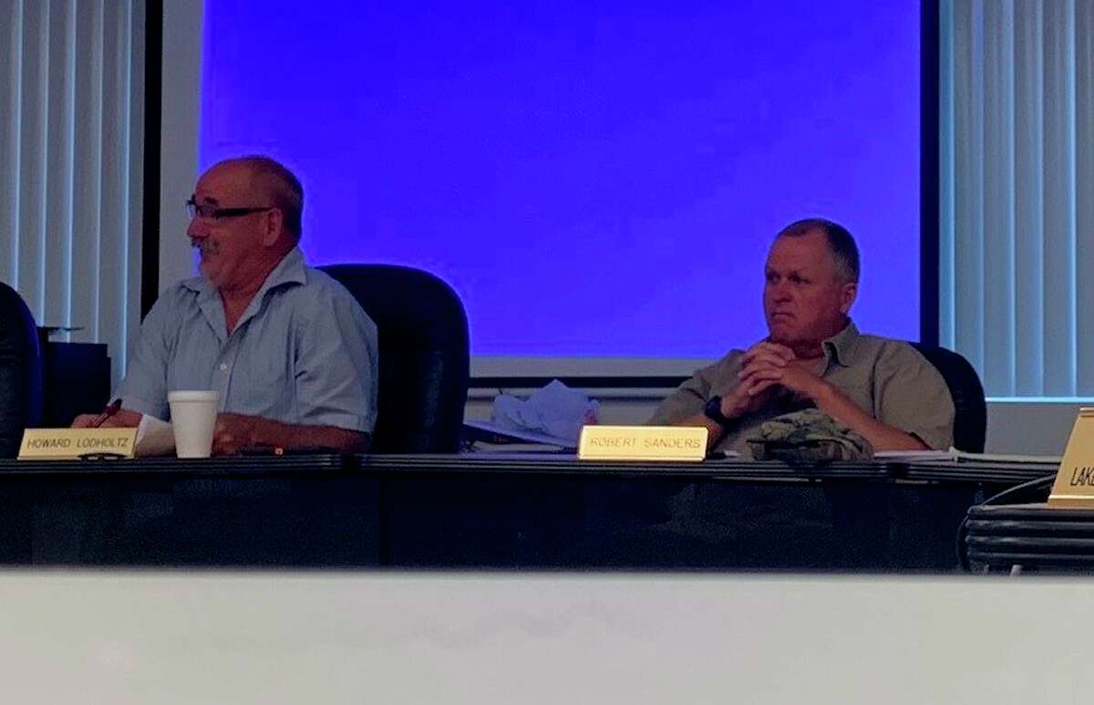 Lake County commissioner Robert Sanders, right, was appointed as the board's vice-chair for 2020. Each year at the organizational meeting, a vice chair and vice-chair pro tem are appointed for a one-year term. Howard Ludholtz, left, will continue to serve as chairperson for 2020. (Star photo/Cathie Crew)