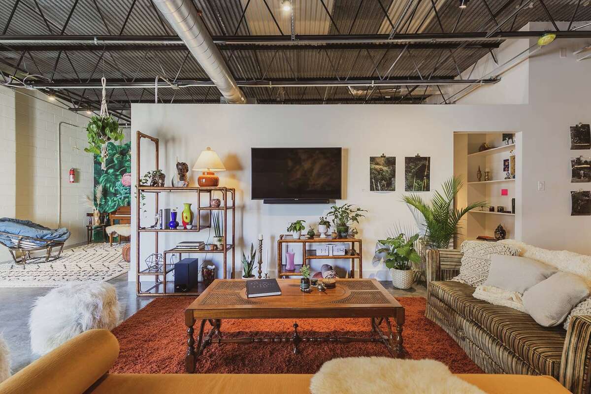 Houston's Coolest Airbnb Rentals Offer Amazing Getaways Without Leaving ...