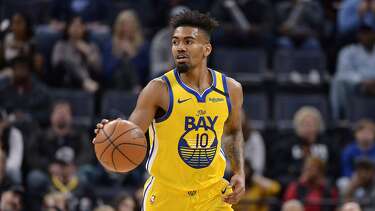 Warriors Jacob Evans Iii Breaks Nose Enters Concussion Protocol