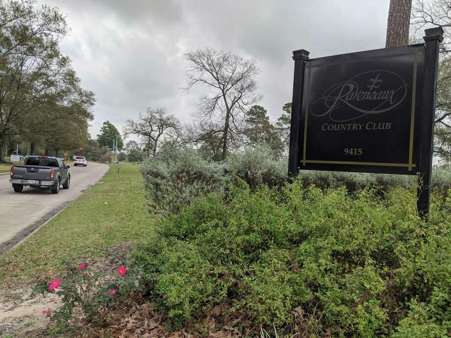 Harris County Hears Proposal To Save Raveneuax Country Club And