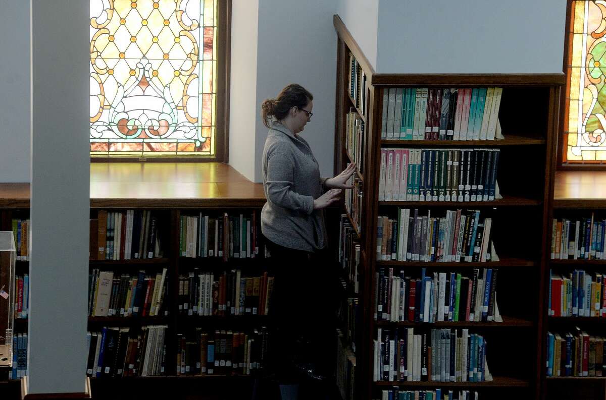 The Tyrrell Historical Library Collection - Feeding the Houston