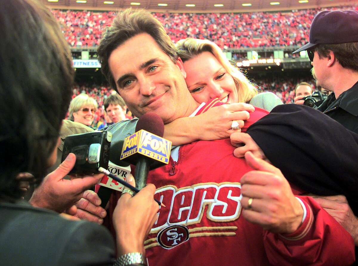 San Francisco, California, USA. 6th Sep, 1998. San Francisco 49ers vs. New  York Jets at Candlestick Park Sunday, September 6, 1998. 49ers beat Jets 36-30.  San Francisco 49ers quarterback Steve Young Credit: