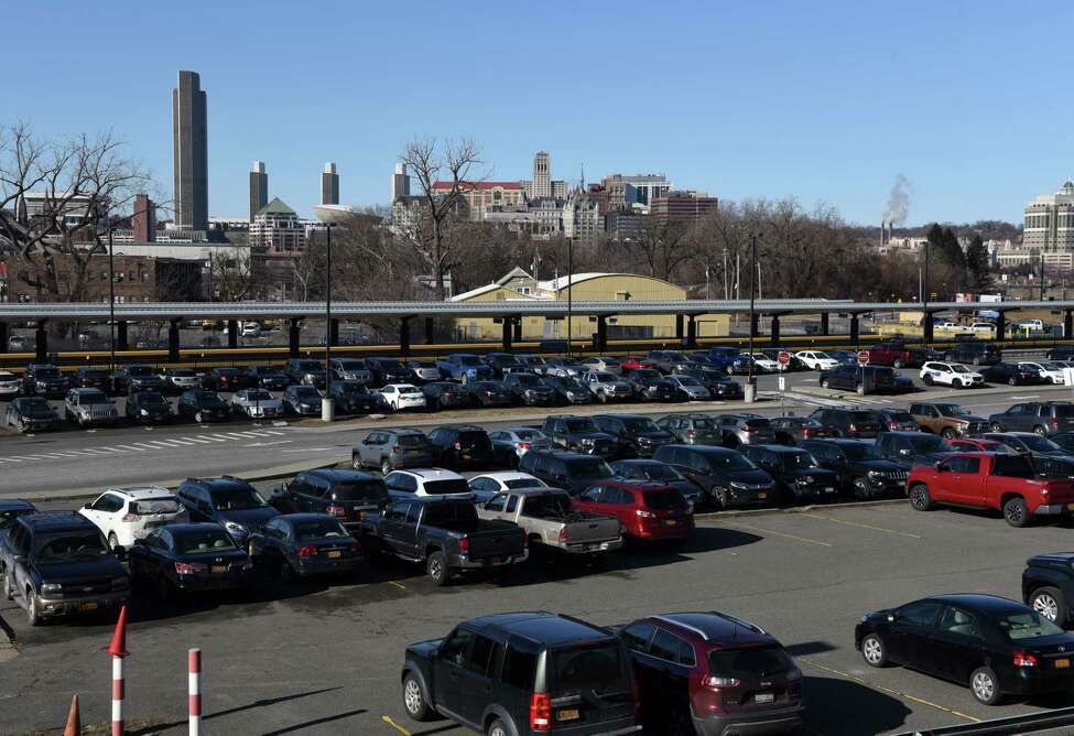 parking at new haven train station