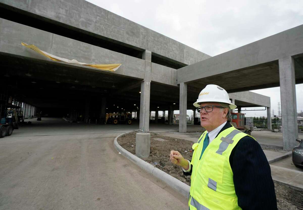 John Breeding, Uptown Houston District president, talks about the construction of the Uptown Westpark Transit Center on Jan. 9, 2020. The Uptown Westpark Transit Center will be the southern end of the Post Oak bus rapid transit project.