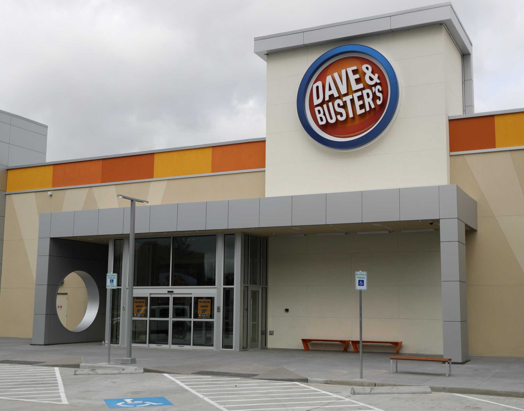 Dave & Buster's Opens in Capitol Heights with Games and Adult Snow