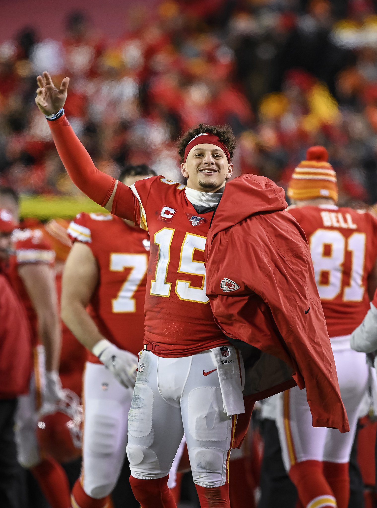 Chiefs’ Patrick Mahomes still starring with big money on