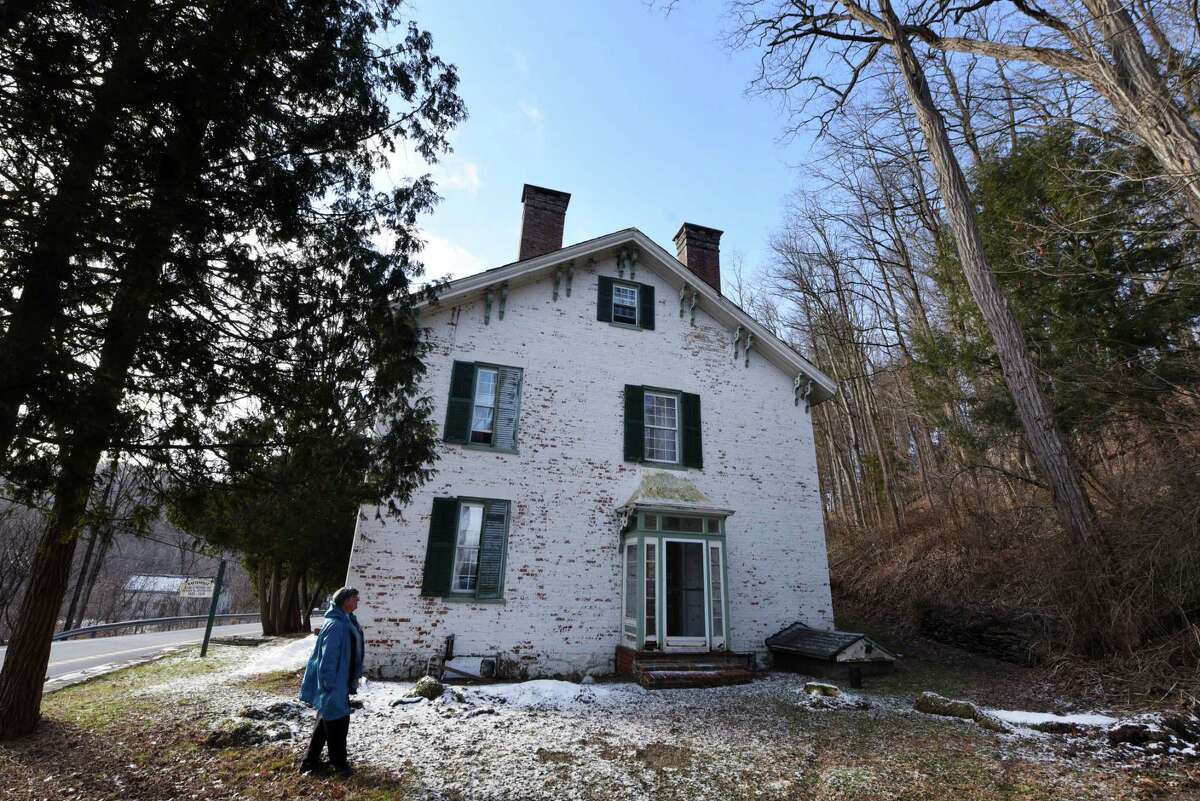 Susan B. Anthony's Childhood Home Gets Historic Marker