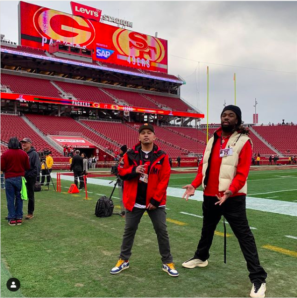 49ers TE George Kittle Wears T-Shirt with Shirtless Jimmy G