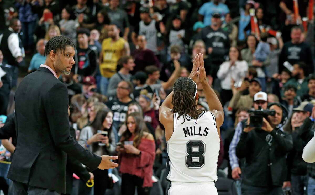San Antonio Spurs: Does Patty Mills deserve to have his number