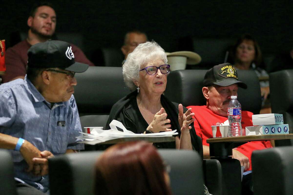 Cindy Spencer, center, voices her concerns about the lack of information available regarding the Cibolo toll road project during a June town hall. Cibolo City Council earlier this month unanimously approved ending an agreement with the road’s developer.